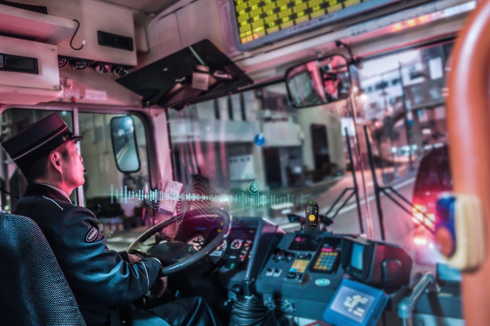 疫情防控常态化，朗界RugGear助力伦敦公交调度数字化升级