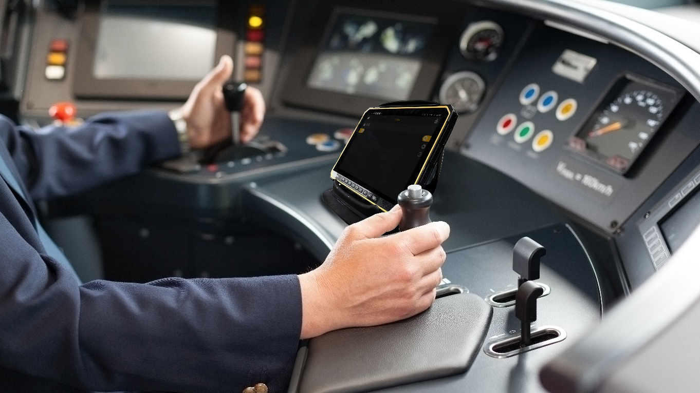 加固型平板电脑成数字化企业一线作业员必备终端，为什么？