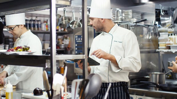 注意！餐饮酒店行业部署平板电脑一定要考虑这6点！